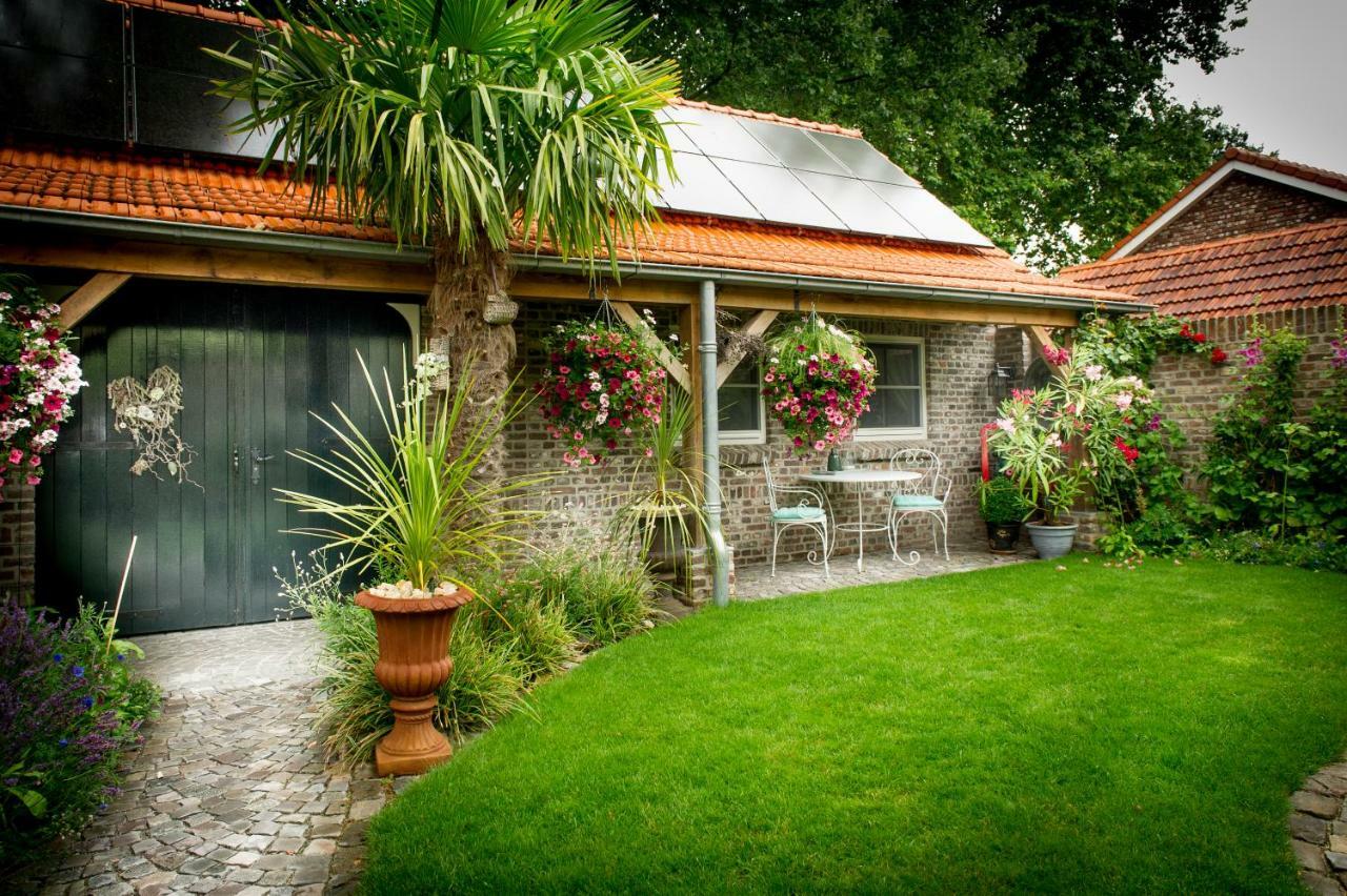 Bed And Breakfast Piekoo Belloo Weert Eksteriør billede